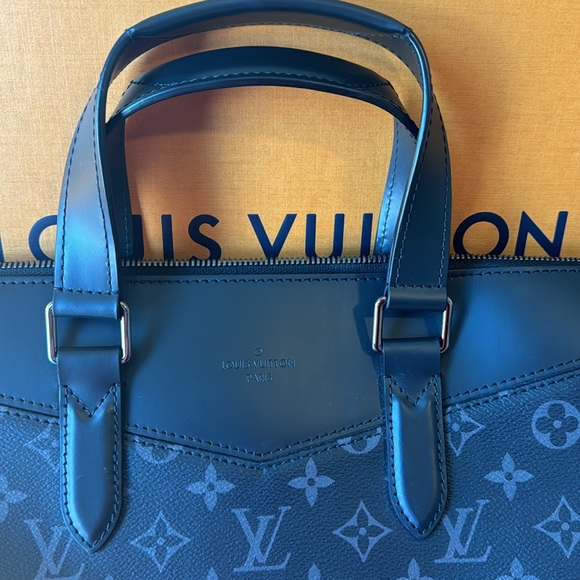 Brand New 💎 Louis Vuitton Eclipse Explorer Briefcase - Picture 2 of 8